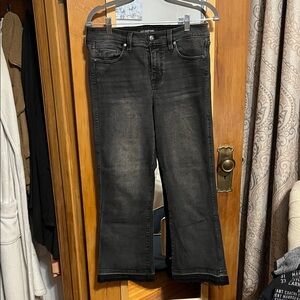 Liverpool Charcoal Ankle Jeans
